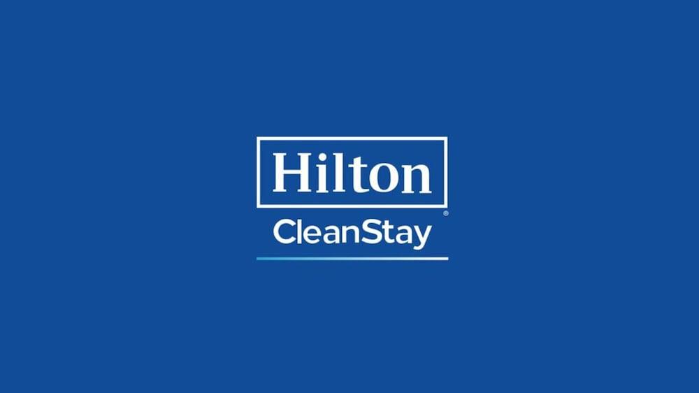 Hilton Garden Inn Worcester Bagian luar foto