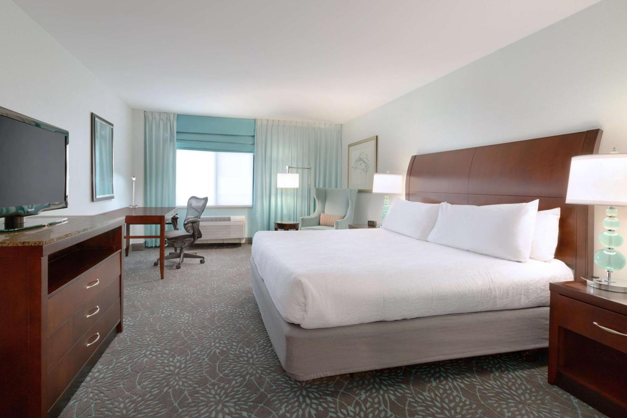 Hilton Garden Inn Worcester Bagian luar foto