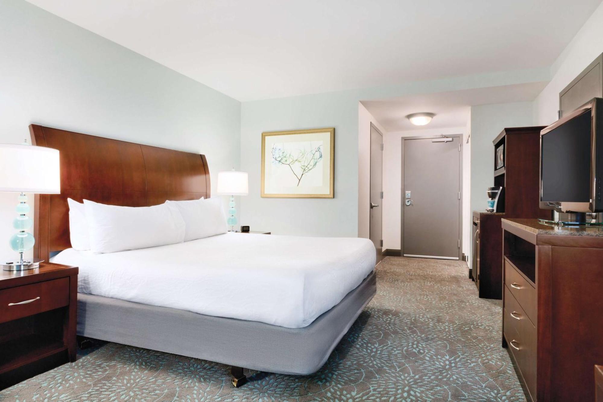 Hilton Garden Inn Worcester Bagian luar foto